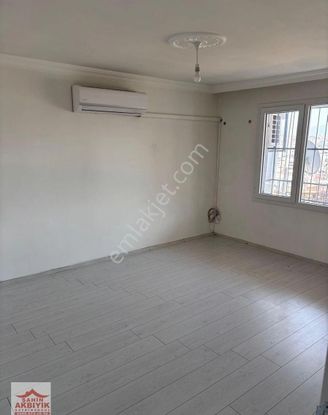 Bayraklı Şehir Hastanesi Yakını 1+1 Klimalı 65 M2