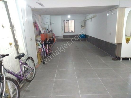 Gemlik Küçükkumla'da Garaj Ve 2 Odalı Satılık Daire