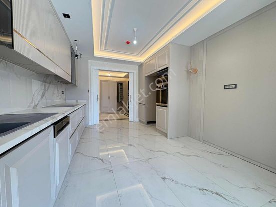 Gazze Caddesinde Modern Ve Lüks İç Mimari 4+1 Arakat Daire