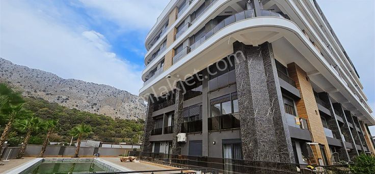 Sıfır Projesi Ultra Lüks Arakat Doğalgazlı 1+1 Satılık