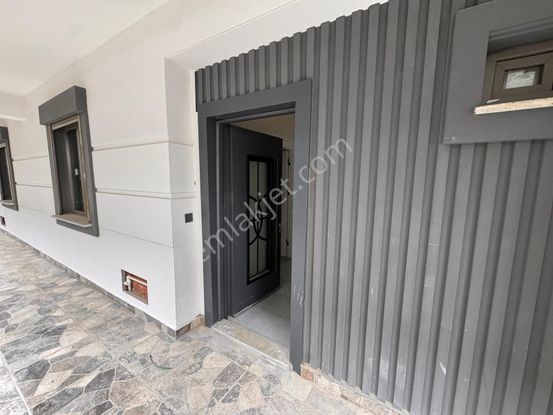 Edremit Çamlıbelde Site İçinde Kapalı Otoparklı 2+1 Daireler