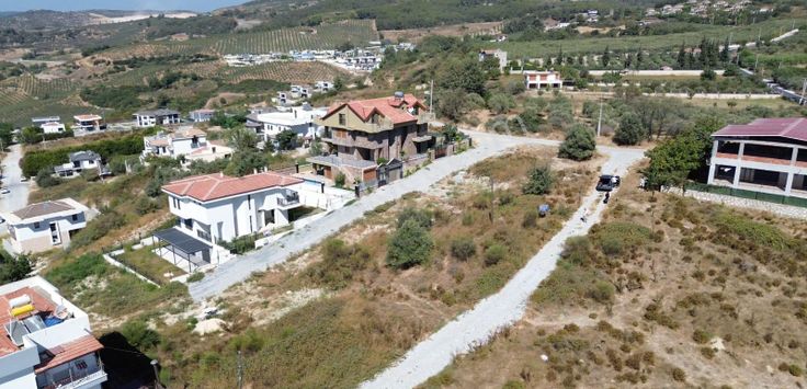 Yaylaköy'de 2 Adet Yan Yana İmarlı Arsa