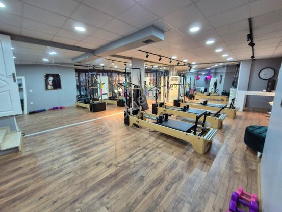 Mezitli'de 8 Yıllık İşletme 3katlı Devren 300m2 Güzellik Salonu