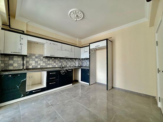 Yüksel'den Edremit'te Güvenlikli Site İçinde Arakat 3+1 Satılık Daire