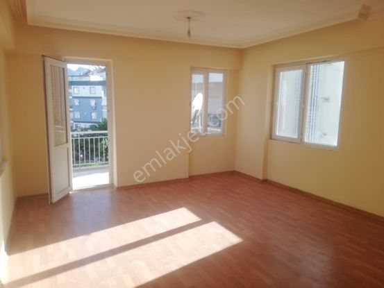 Acıl Hurma Mah. 3+1 Satılık Fırsat Daire