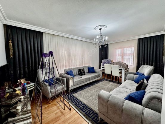 Ufuk Kılıç Emlak'tan Merkezi Konumda Kilerli Güney Cephe 3+1 Daire