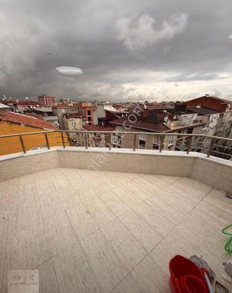 Ak Emlak'tan Zafer Mah. 1+1 75m2 Eşyalı Kiralik Daire