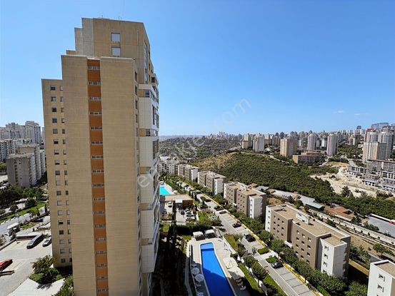 Bahçeşehir Gölet Manzaralı Mesa Kirazlıbahçe Satılık Fırsat 3+1