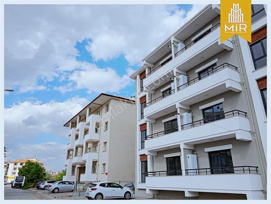 Mir'den Balıkesir Gop Adliye Yakını Satılık Balkonlu 1+1 Daire