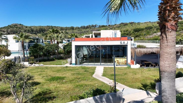 Ortakentte Denize 20 Adım Mesafede Müstakil Villa