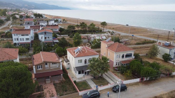 Yakakent Kozközde Denize 50 Metre Acil Satılık Tek Tapu Villa