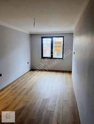 Ümraniye Çarşı Merkez Metroya Çok Yakın Geniş 3+1