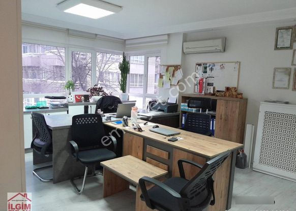 Yüksel Caddesi Otoparklı Asansörlü 2+1 Ofis