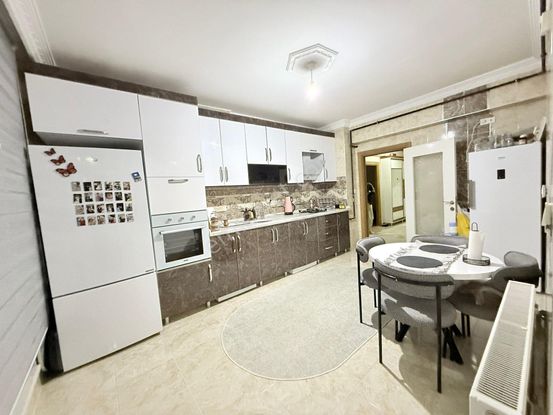 Yıldız'dan Cadde Üstü Ara Kat Çift Balkonlu Kilerli Masrafsız Geniş 3+1