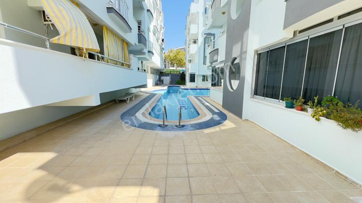 Didim Efeler Mah Havuzlu Site Satılık 2+1