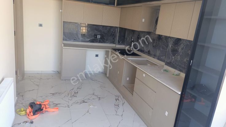 Sahibinden Lüx 2+1 (2 Banyolu + Giyinme Odalı)