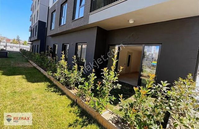 Remax Mıd 'den Emlak Konut Güvencesıyle Satılık Daıre