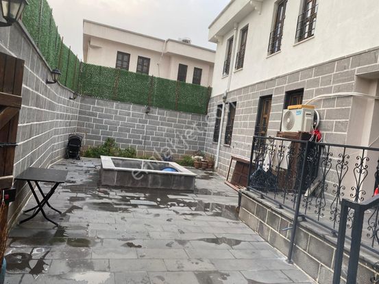 Tarihi Konak Butik Otele Ve İşyerine Uygun 3+1 270m2 Villa