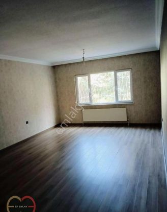 Gölbaşı Eymir Toki 3+1 Yapılı Y. Giriş Bakımlı Daire