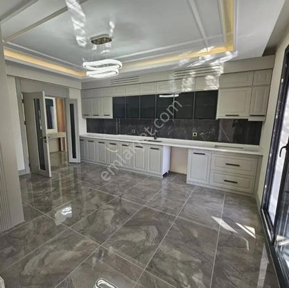 Winstown Avm Civarı Sipan Zilan'da 3.5+1 Satılık Dairemiz