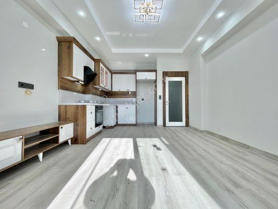 Berkay Demirel'den Zeytinlide Bahçe Kullanımlı Sıfır 2+1 Daire