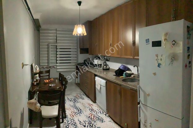 *3+1* Yurt* Sosyete Pazari* Civarı Dgaz 185m2 Kap.mutfak Kgd Cephe 3balkon 2banyo 7-8katlar