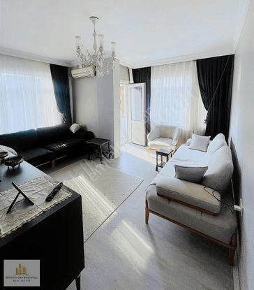 *kaçağı Olmayan*cadde Üzeri 3. Kat 3+1 Full Masrafsız Emsalsiz