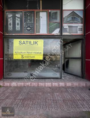 İslampaşada Ana Yol Kenarında 2 Katlı Zemin 100m2 Satılık Dükkan