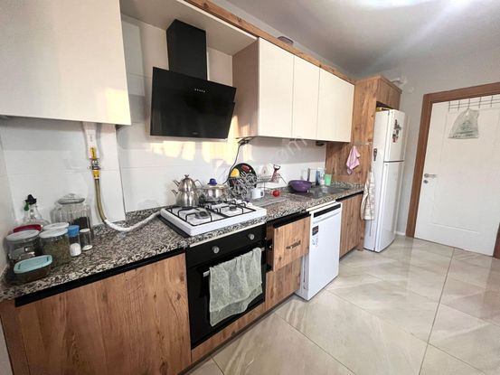 Yüksel'den Kadıköy'de Ayrı Mutfak Ebv. Banyolu Arakat 2+1 Satılık Daire