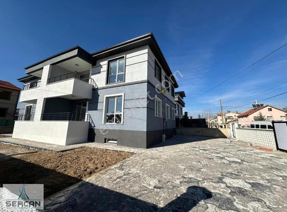 Elmacı Mah. Yusuf Gül İlkokulu Yanı 2+1 Bodrumlu Kilerli Daire