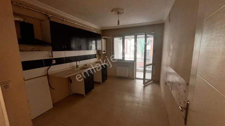 Halk Cd Yakını Fırsat Satılık Arakat Köşe 2+1 Daire Sa-3