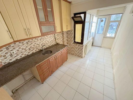 🔵🎈darsofa'da Ayrı Mutfaklı Geniş Balkonlu Kombisi Takılı 2+1 Daire