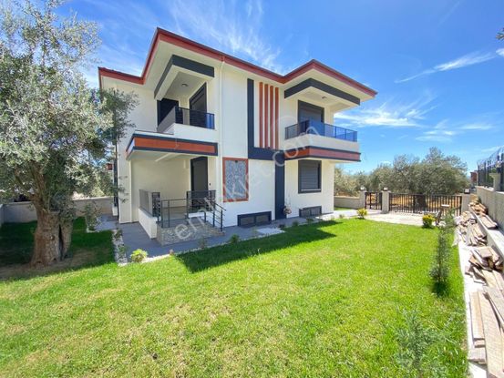 Kerim'den Güre Satılık 100m² Şahsi Bahçeye Sahip 7+1 Sıfır Villa