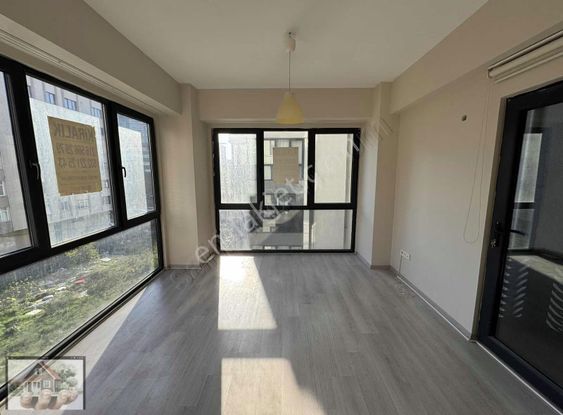 Göztepe Süleyman Yalçın Şehir Hastanesi Arkasında 1+1 Yeni Bina