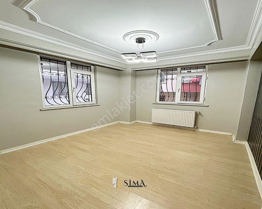 Ana Caddeye Yakın Masrafsız 1+1 Satılık Daire