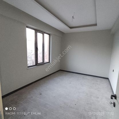 Elit Emlak ' Dan Kiralık 1+1 Daire İstasyon Mahh