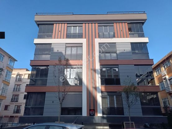 Atlas'tan Metroport Avm Yakını, Sıfır Bina,2+1 Bahçeli Lüx Daire