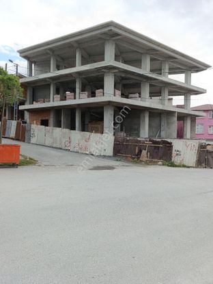 Arnavutköy Karlıbayır Mah. Sema Caddesinde Satılık Bina