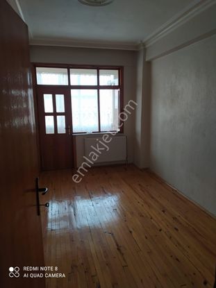 İsa Kavak Gayrimenkul'den Karatay Şemsitebrizi Mahallesi'nde Satılık 3,5+1 Daire