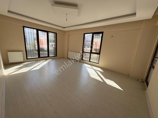 Adnan Mendereste Yüksek Giriş 140 M2 3+1 Daire