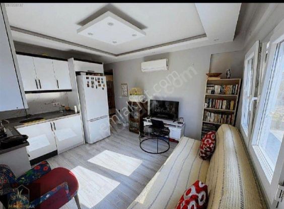 1+1 Eşyalı Satılık 2.kat Yeni Daire