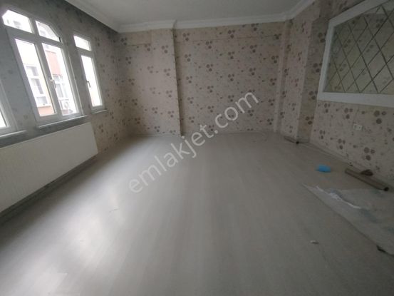 Başokur'dan Siyavuşpaşa 3+1 135 M2 Ferah Daire