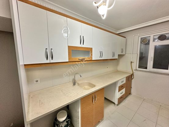 Yunus Emre Mahallesinde Kiralık 2+1 Daire