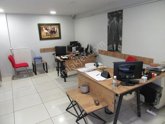 4.levent Emniyetevlerinde 100m2 Kiralık Dükkan