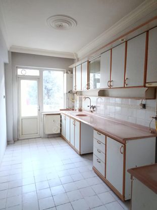 Zümrüt Mahallesinde 3+1 Satılık Daire