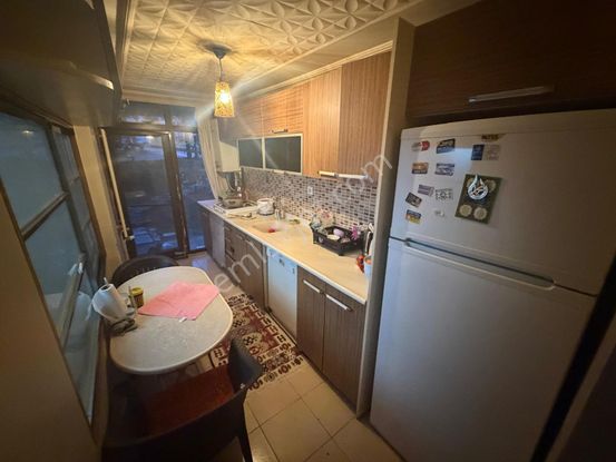 Sym'den Tandoğan Mh Kat Konumunda Site İçinde 2+1 Dairee