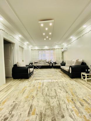 Demirlibahçe'de Plevne Cad. Dibi Katta 3+1 Yapılı Satılık Daire !!!