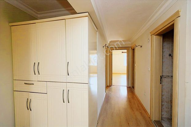 Mükemmel Lokasyonda Ön Cephe Çok Ferah 3+1 Arakat Daire