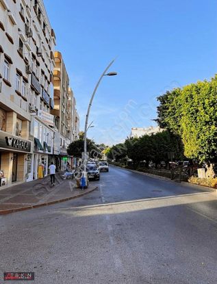 Demokrasi Bulvarında Ofis Büro Daire