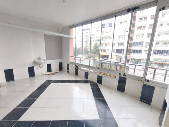 75 E 2.parselde Acil Satılık 4+1 Daire! Bu Fırsat Kaçmaz!